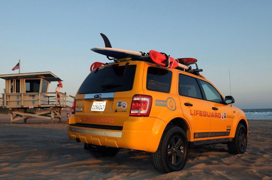  Ford Escape Hybrid LA County Lifeguards 2008 года  (фото 10 из 10)